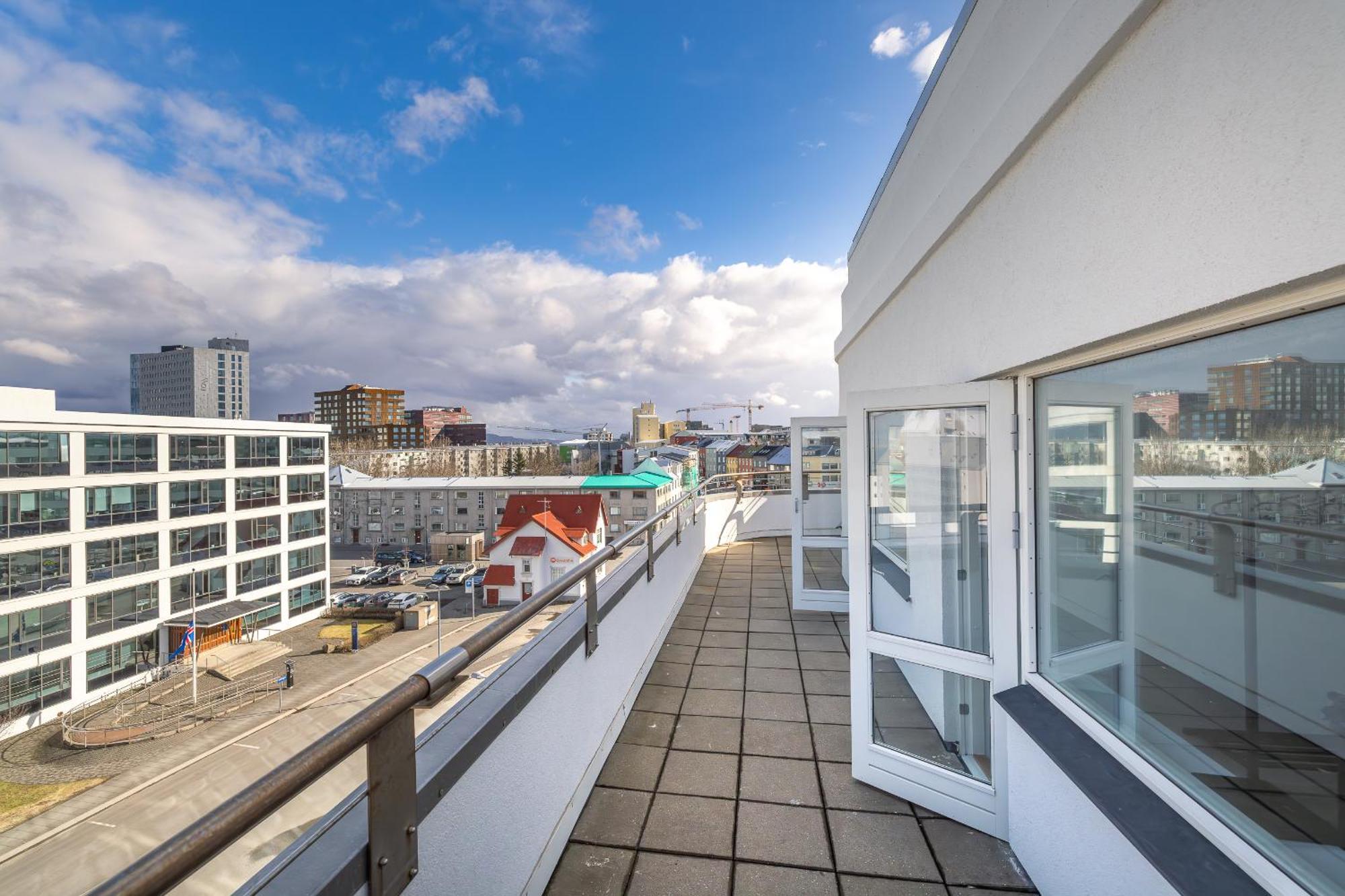 Hlemmur Suites Reykjavik Exterior photo